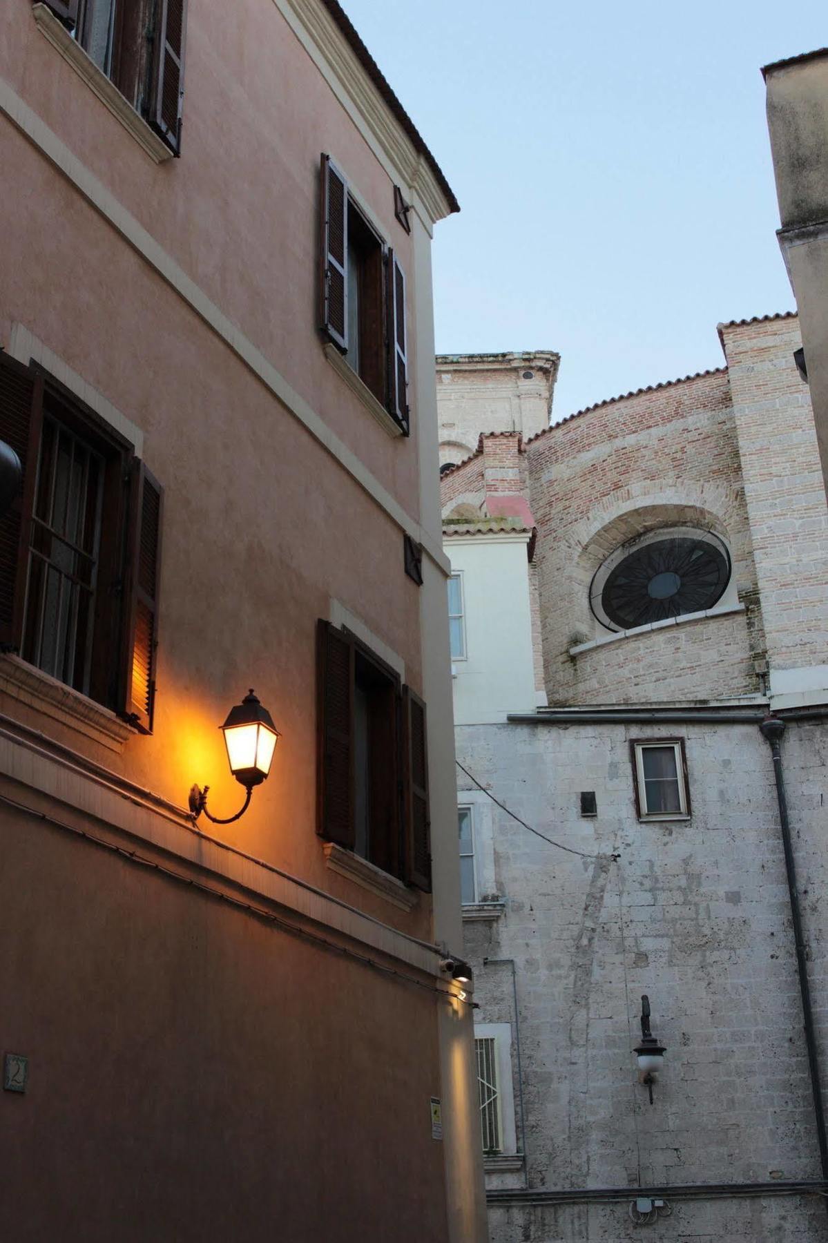 Albergo Ristorante Del Cacciatore Foggia Dış mekan fotoğraf