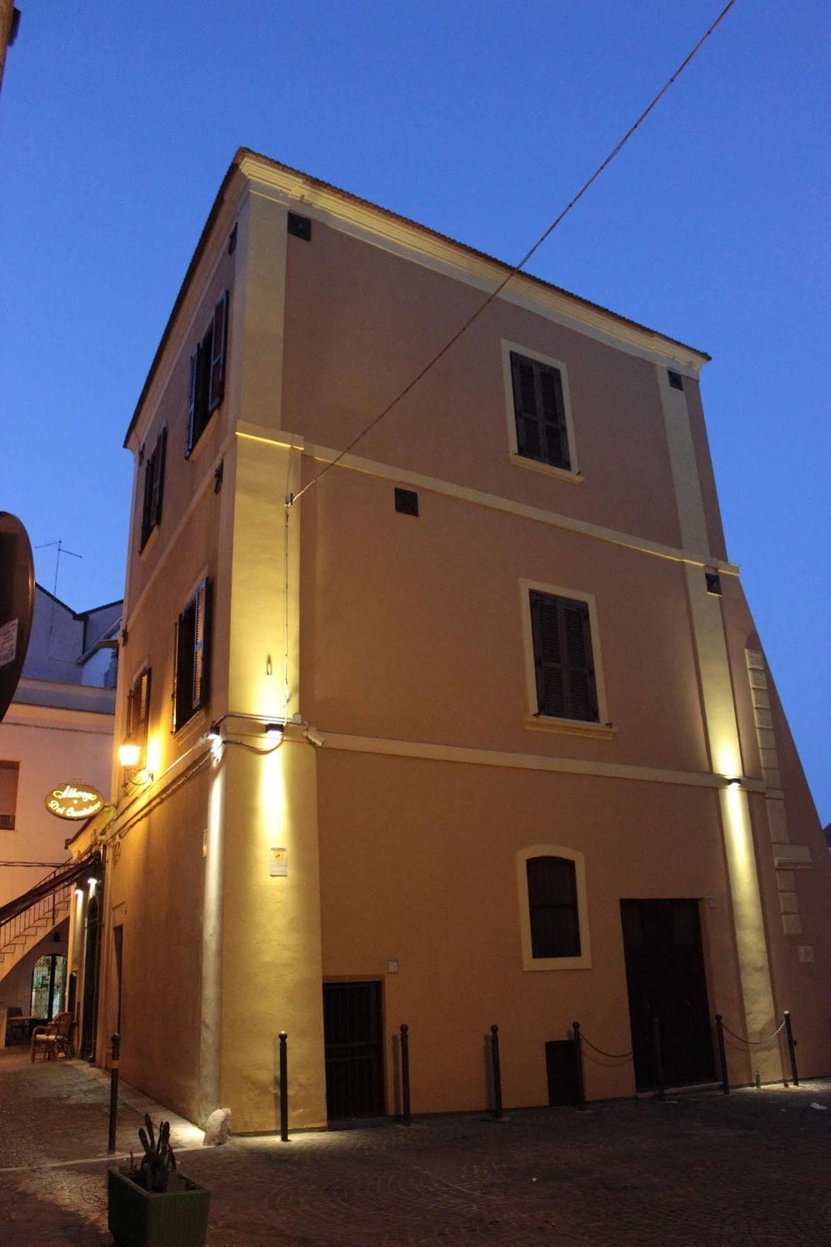 Albergo Ristorante Del Cacciatore Foggia Dış mekan fotoğraf