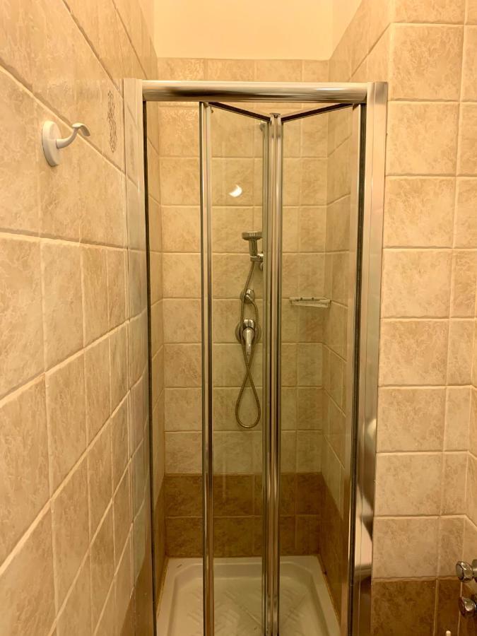 Albergo Ristorante Del Cacciatore Foggia Dış mekan fotoğraf